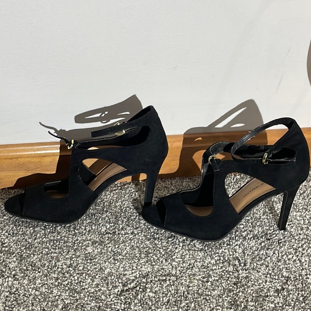 Black 8 1/2 heels